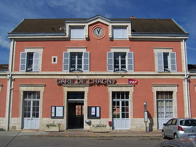 640px-Gare_de_Chagny_(71)